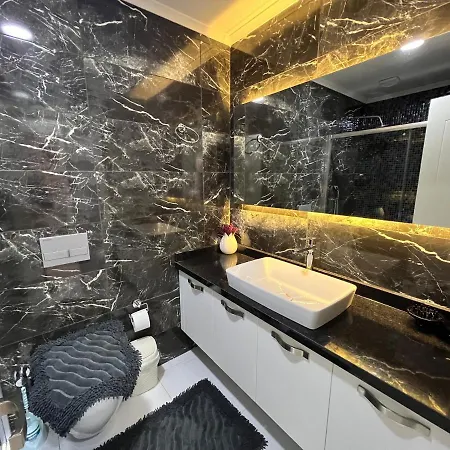 Eco Marin Ultra Luxury 1+1 阿拉尼亚